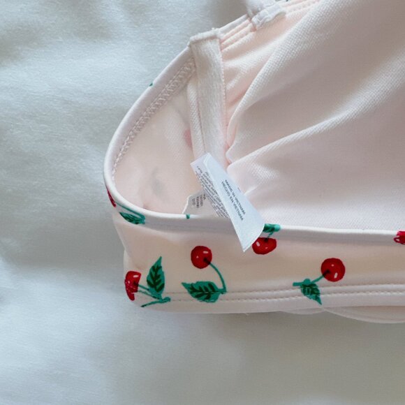 Wild Fable Cherry bikini top NWT large swimsuit - Picture 9 of 11